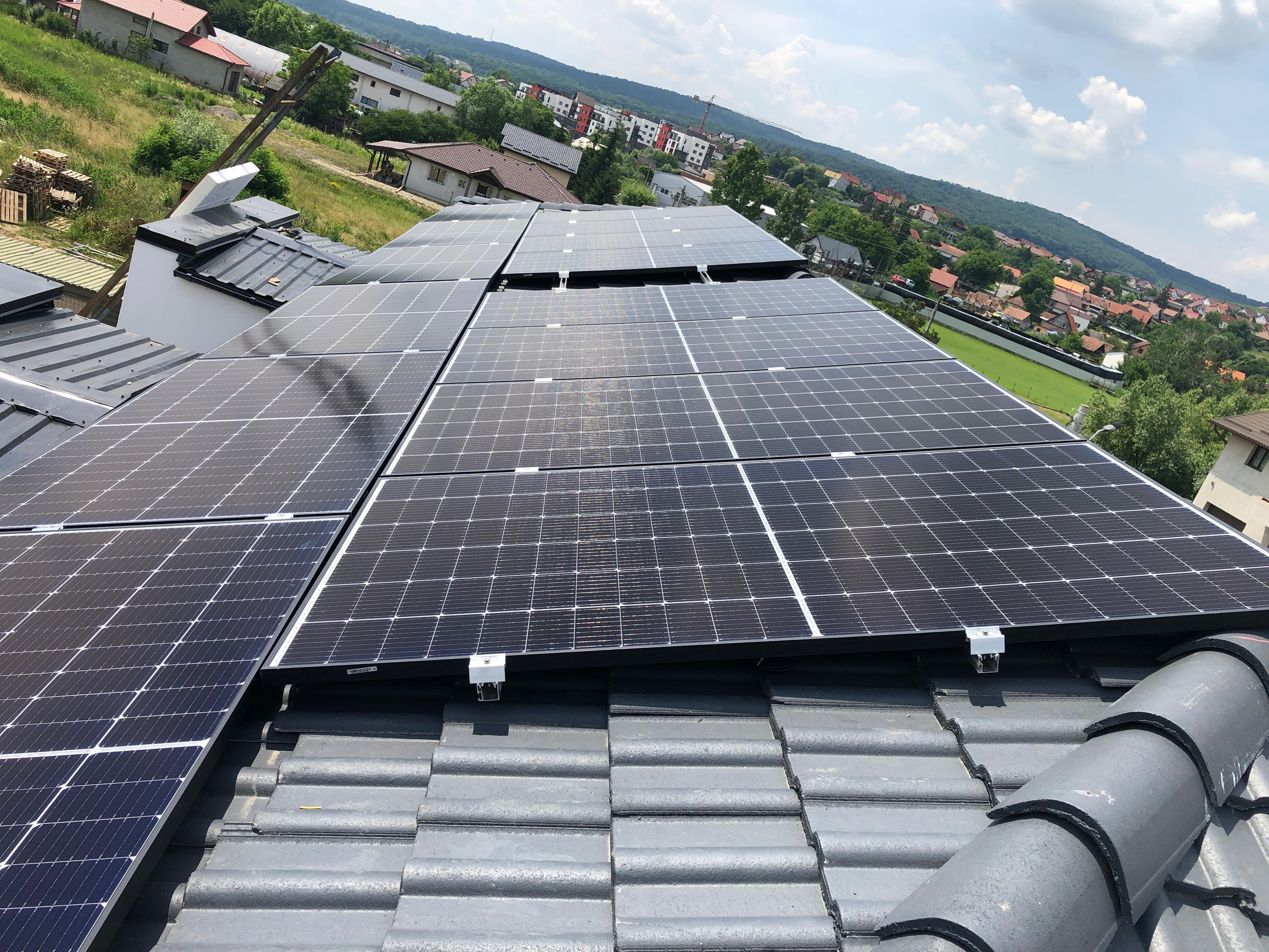 Proiect Fotovoltaic 31